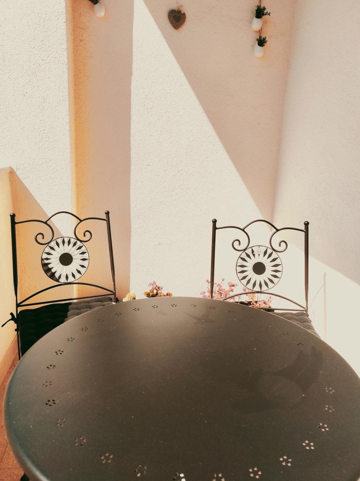 Calogiuri Nest Apartment Lecce Luaran gambar